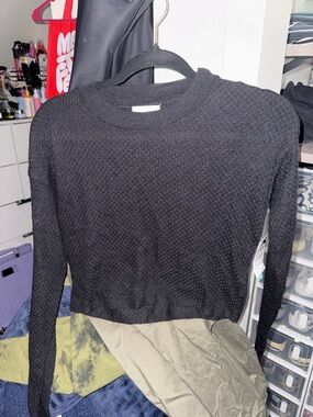 Black Cropped Knit Sweater sz med